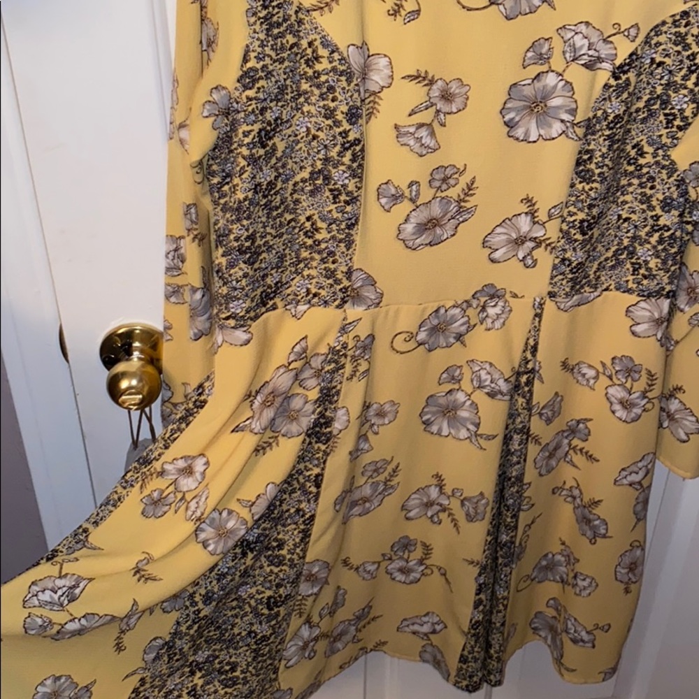 Yellow Floral Dress - Picture 2 of 4